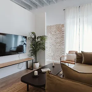 Apartment O&l Punonrostro Bright Minimalist, Seville