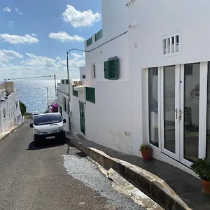 https://studio-casa-la-fula.in-canary-islands.com