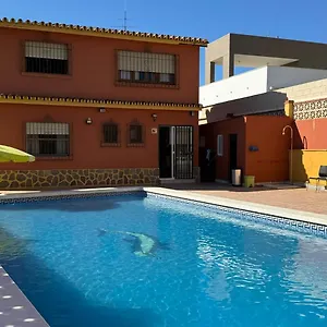 https://villa-glamour-escapes.1costadelsol.com